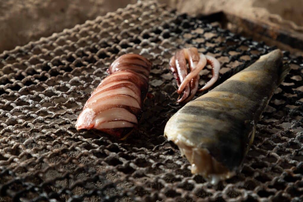 【公式】鮮魚専門 二六丸 豊橋店